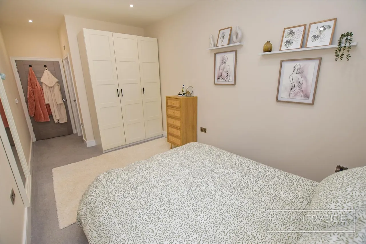 Beech Road, Hadleigh, photo 13