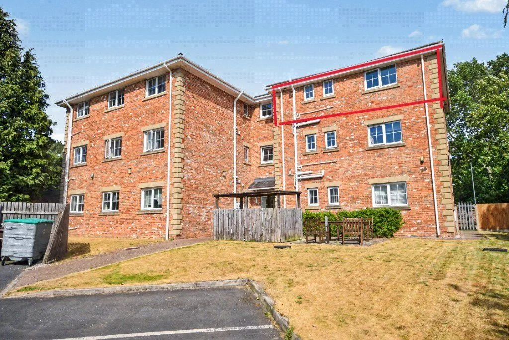 2 bed flat for sale, Colley Gardens, Stanley, WF3