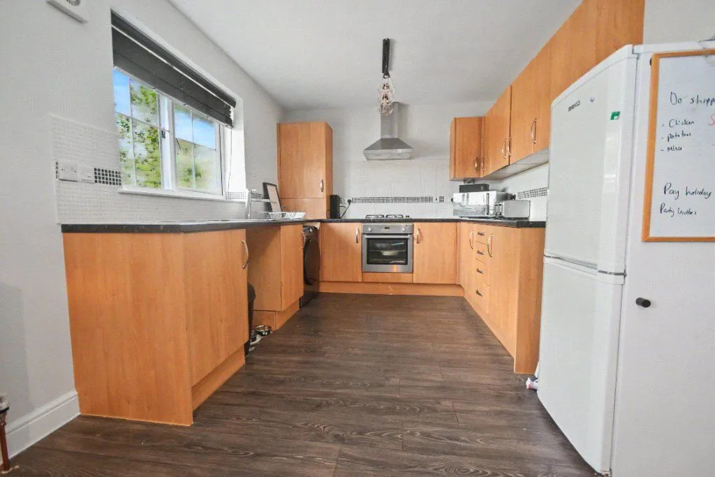 Colley Gardens, Stanley, WF3, photo 4