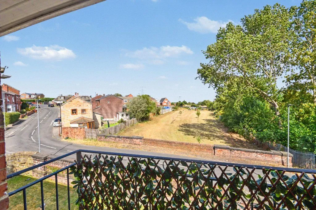 Colley Gardens, Stanley, WF3, photo 9