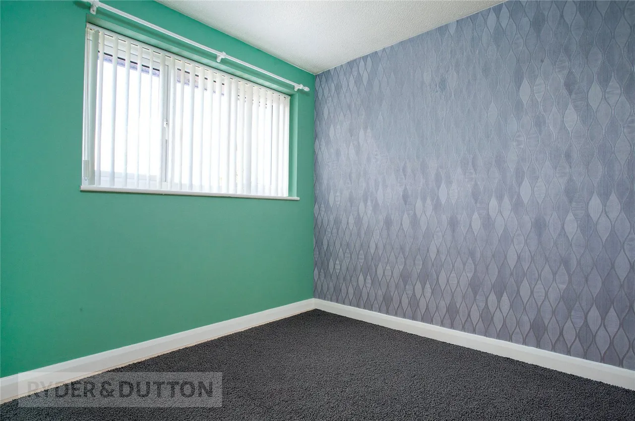 Bishop Marshall Way, Silver Birch, M24, photo 14