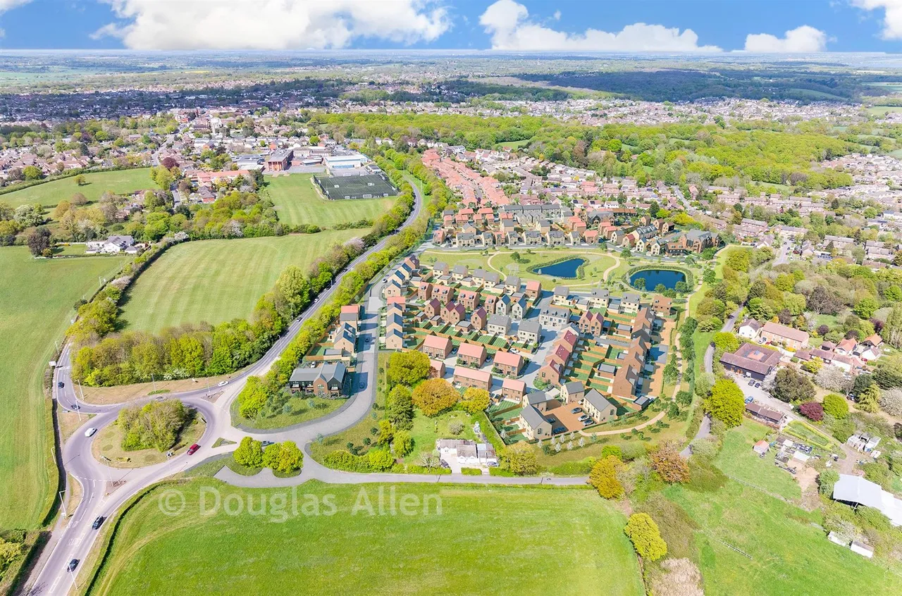 Eagle Close, Billericay, CM12, photo 2