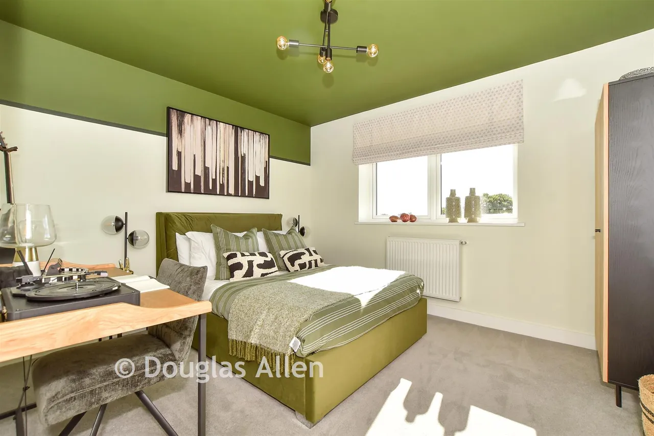 Eagle Close, Billericay, CM12, photo 13