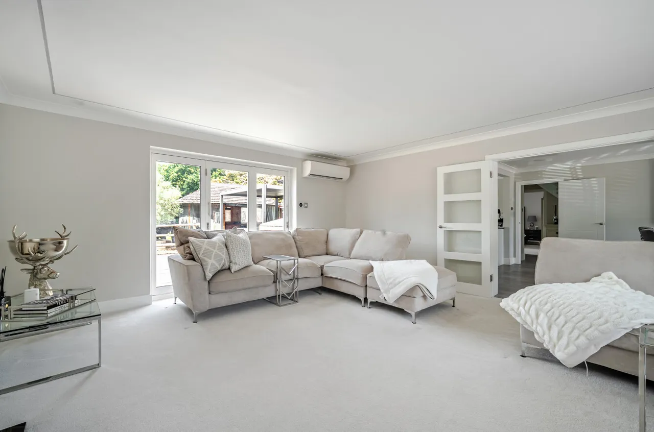 Hurst Lane, Egham, TW20, photo 10