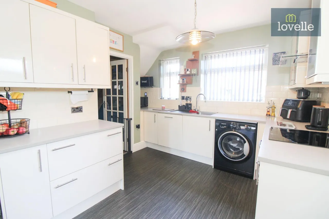 St. Bernards Avenue, Louth, LN11, photo 3