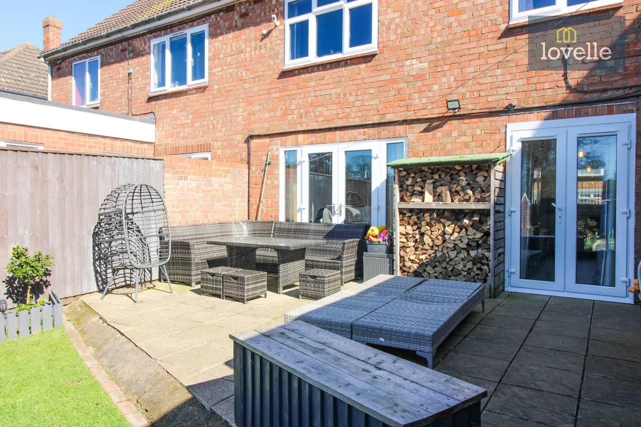 St. Bernards Avenue, Louth, LN11, photo 17