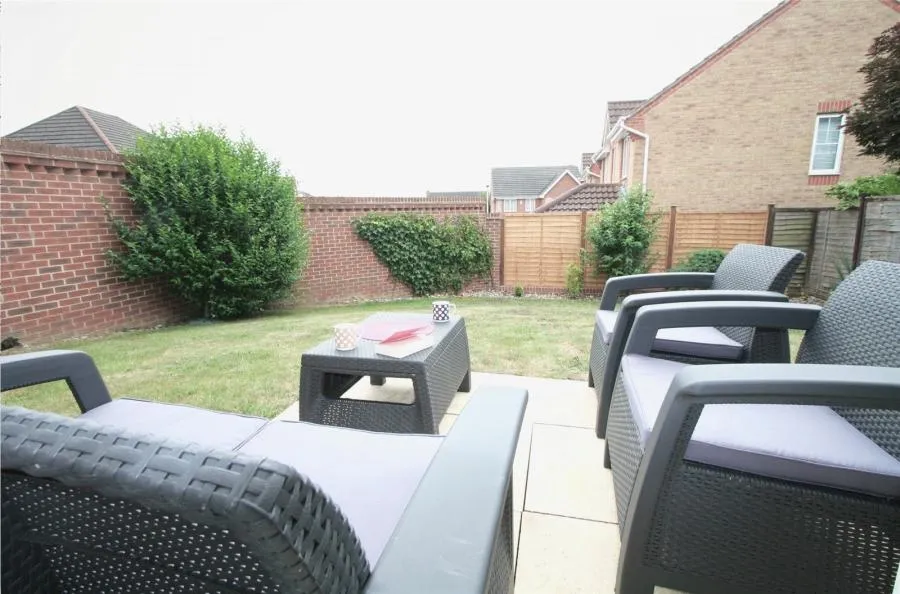 Yarrow Close, Thatcham, RG18, photo 16