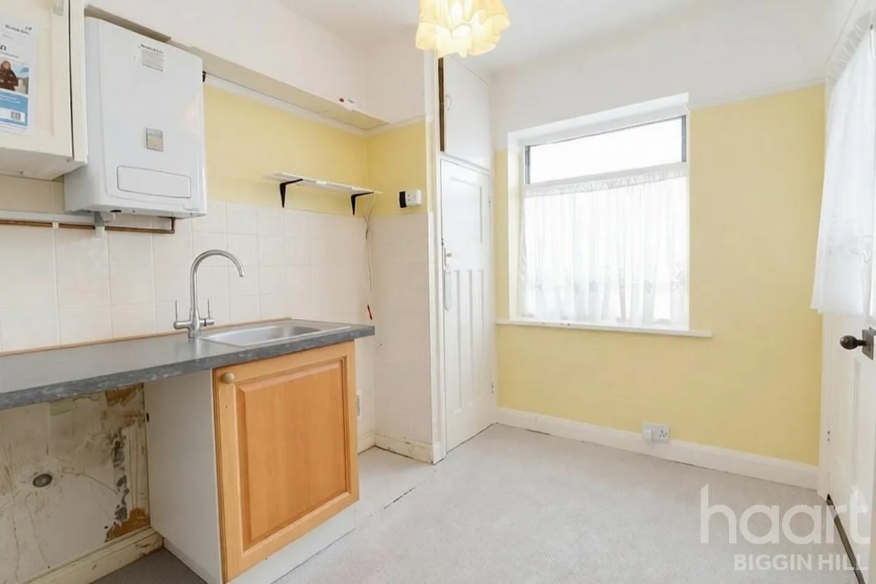 Hawthorne Avenue, Biggin Hill, TN16, photo 5