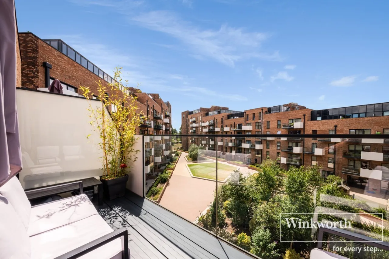 2 bed flat for sale — Station Approach, London, SE26