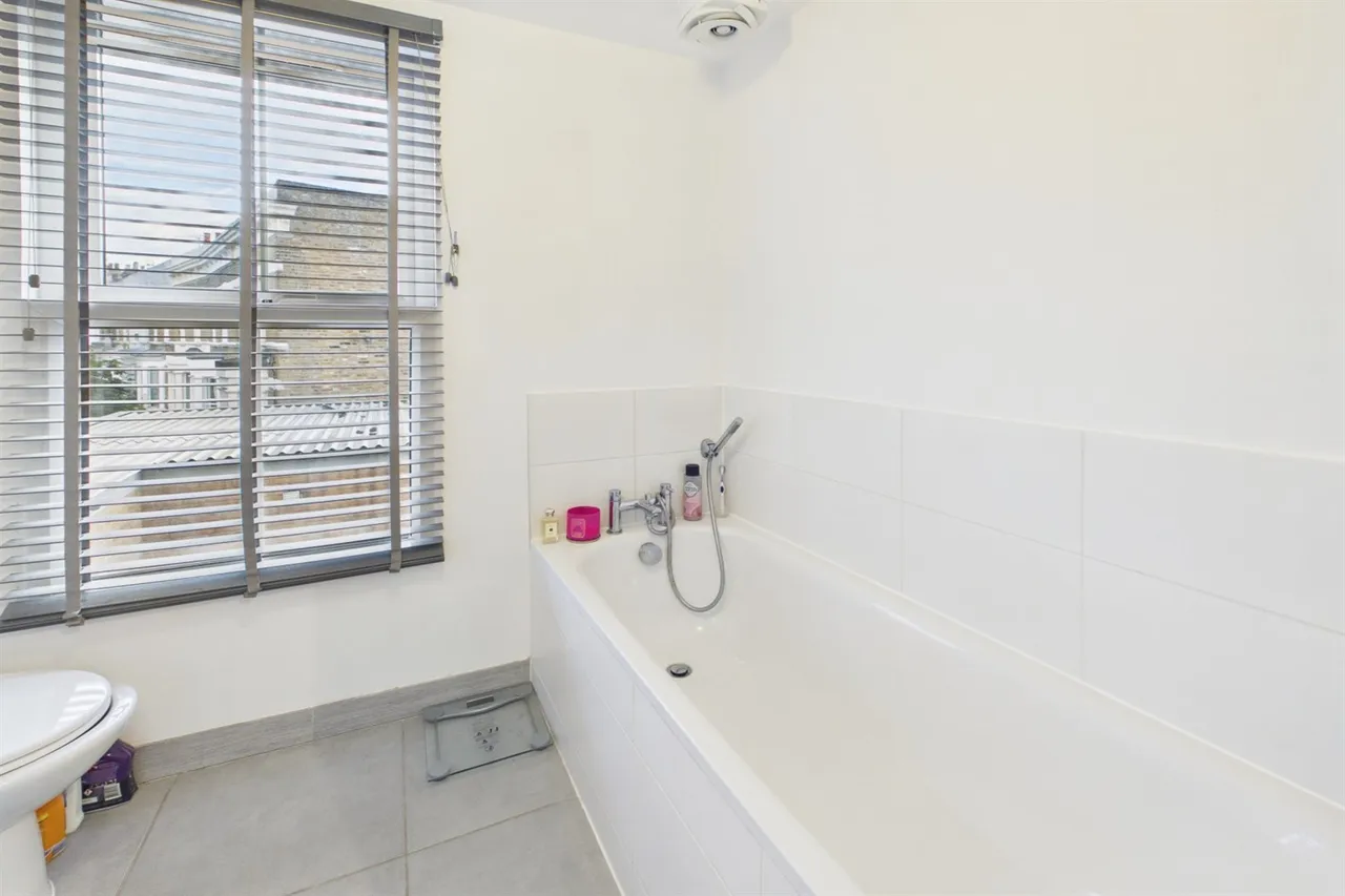 Clapham North, London, SW4, photo 9