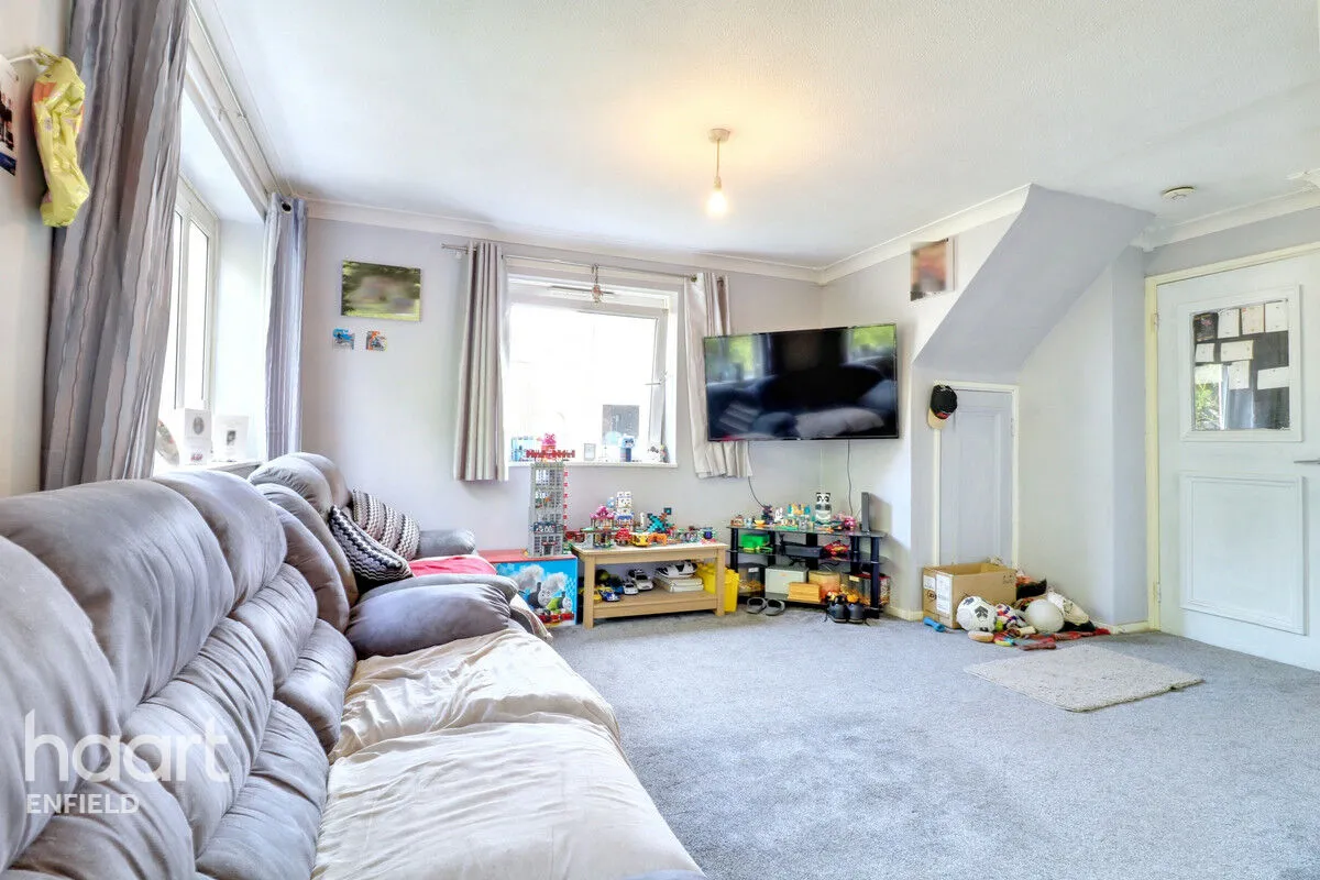 Agricola Place, Enfield, EN1, photo 7