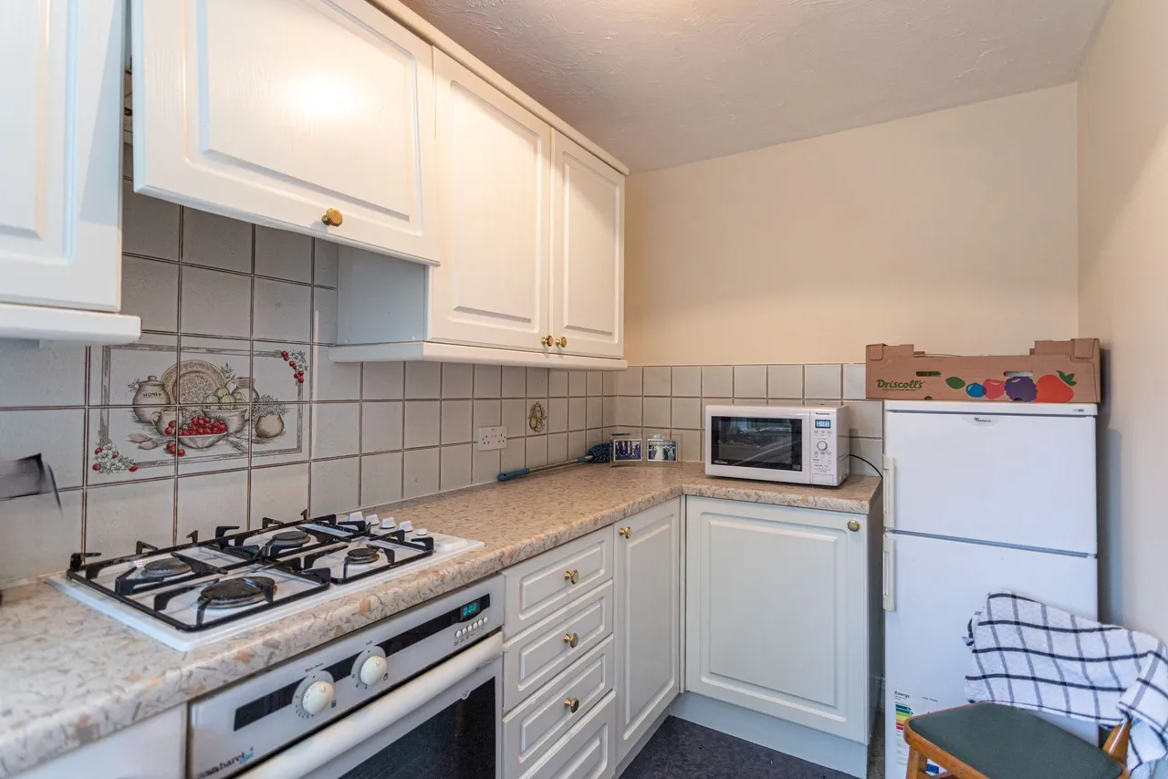 Derwent Phoenix Terrace, Hartley Wintney, Hook, RG27 8RU, photo 3