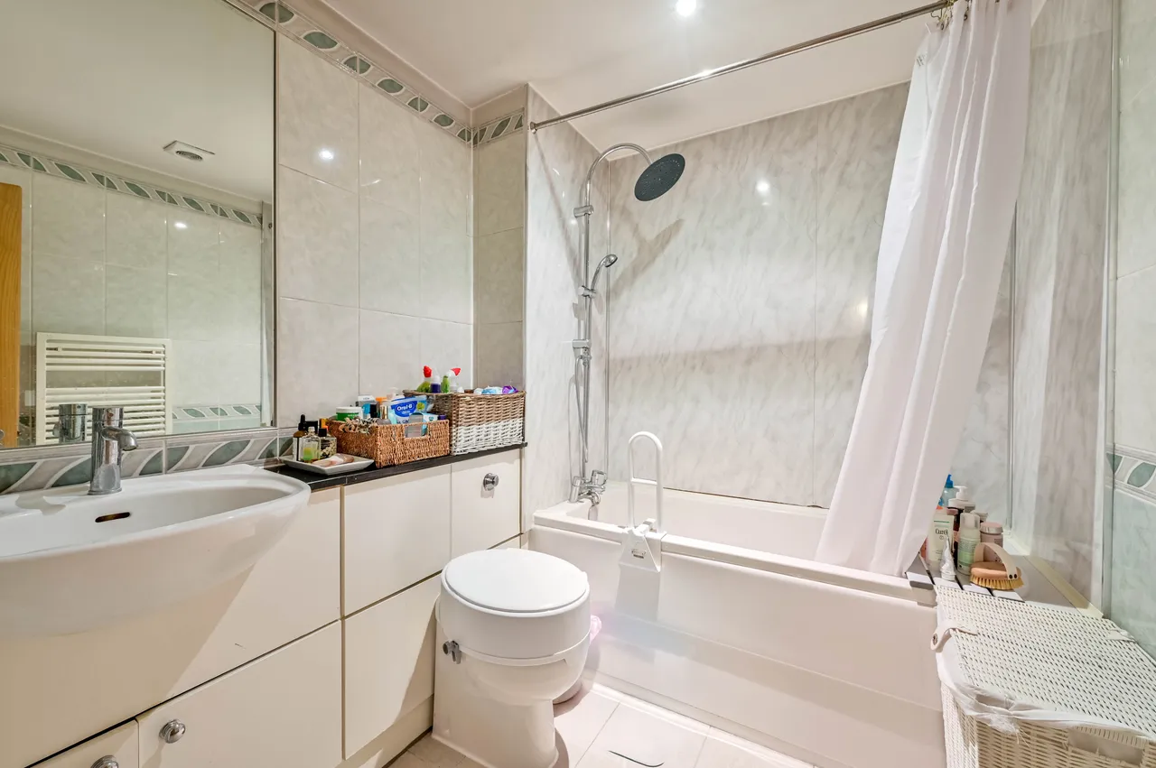 London, SW14, photo 6