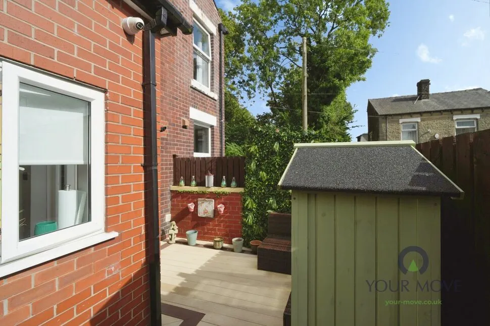 Howard Street, Shaw, OL2, photo 14