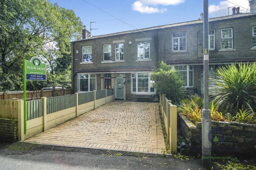 Howard Street, Shaw, OL2, photo 13