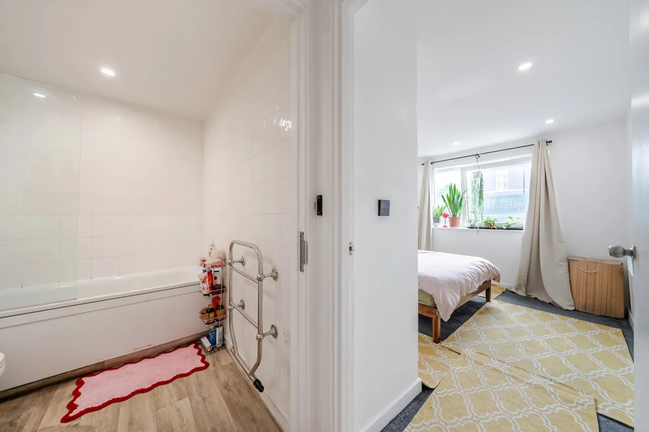 Borland Road, SE15, photo 13