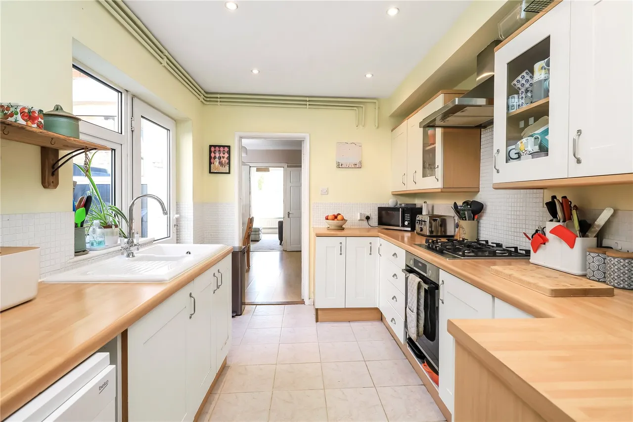 Ashfield Road, Salisbury, Wiltshire, SP2 7EW, photo 6