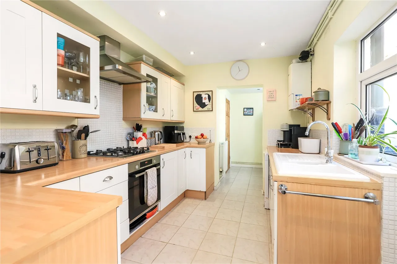 Ashfield Road, Salisbury, Wiltshire, SP2 7EW, photo 5