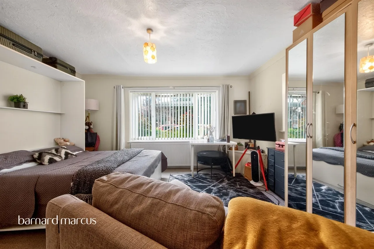 Oakleigh Park North, London, N20, photo 8