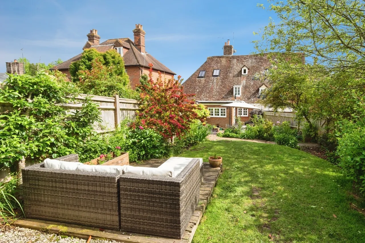 Northbridge Street, Robertsbridge, TN32, photo 21