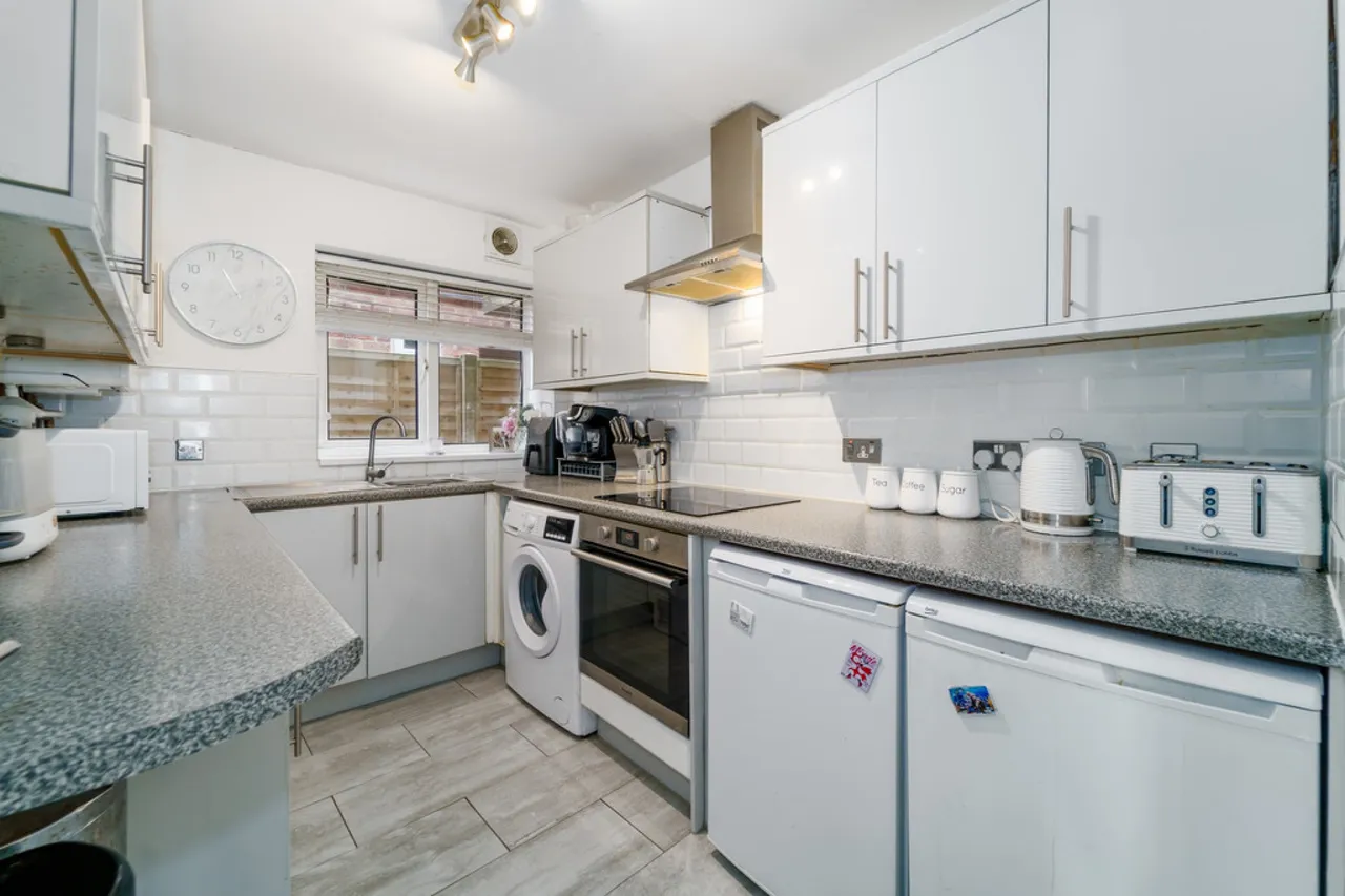 Reedsfield Road, Ashford, photo 3