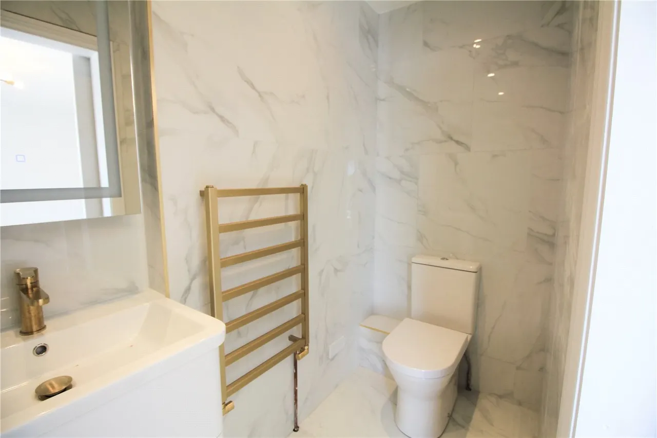 Hillcourt Road, Cheltenham, GL52, photo 4