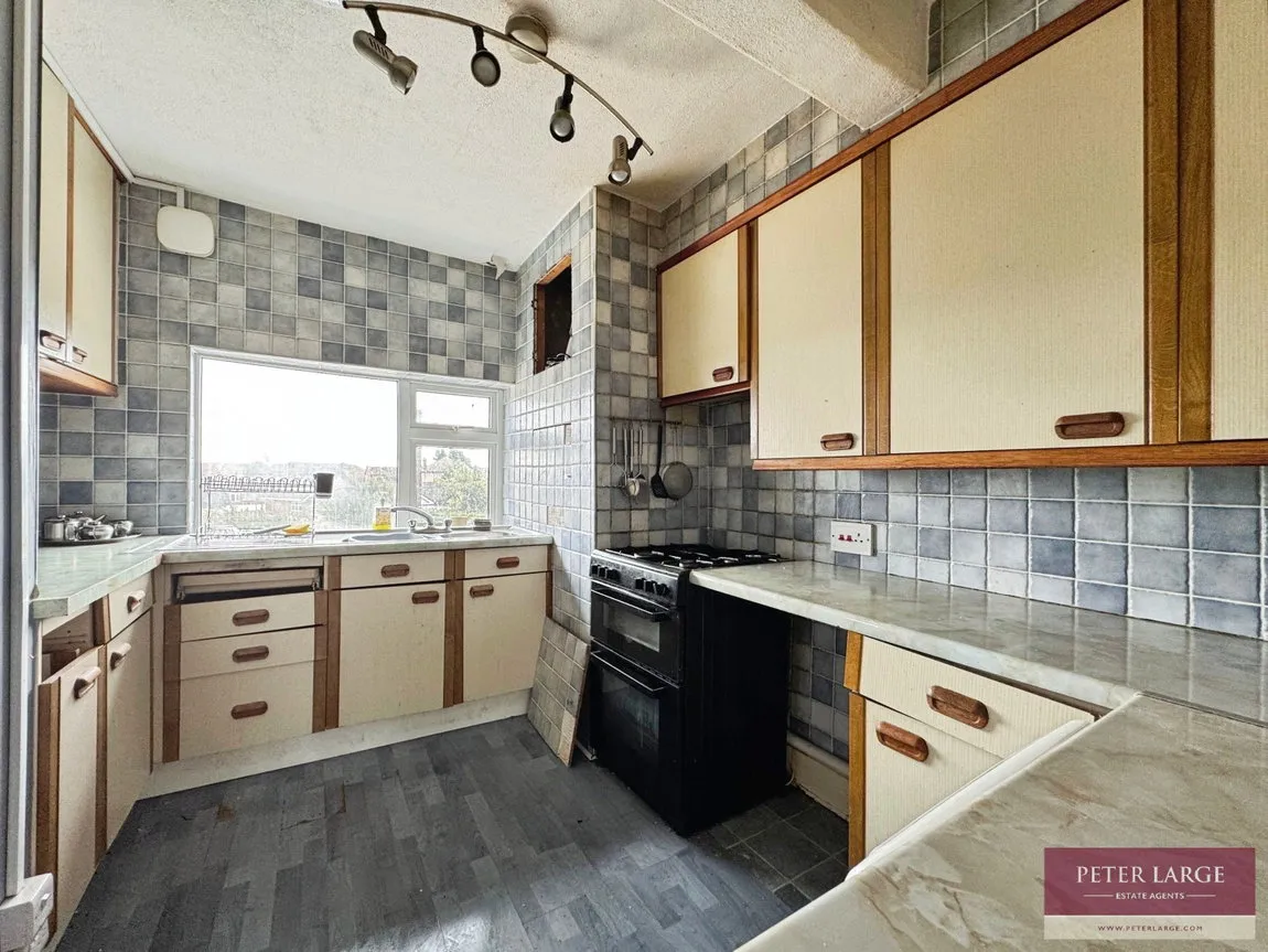 Foryd Road, Kinmel Bay, Conwy, LL18 5BB, photo 13