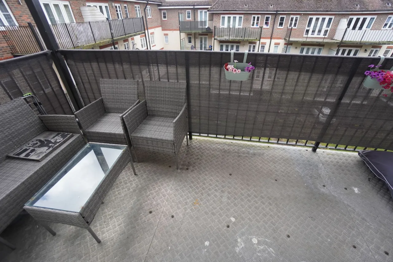 Freer Crescent, Aspen Court, HP13, photo 10