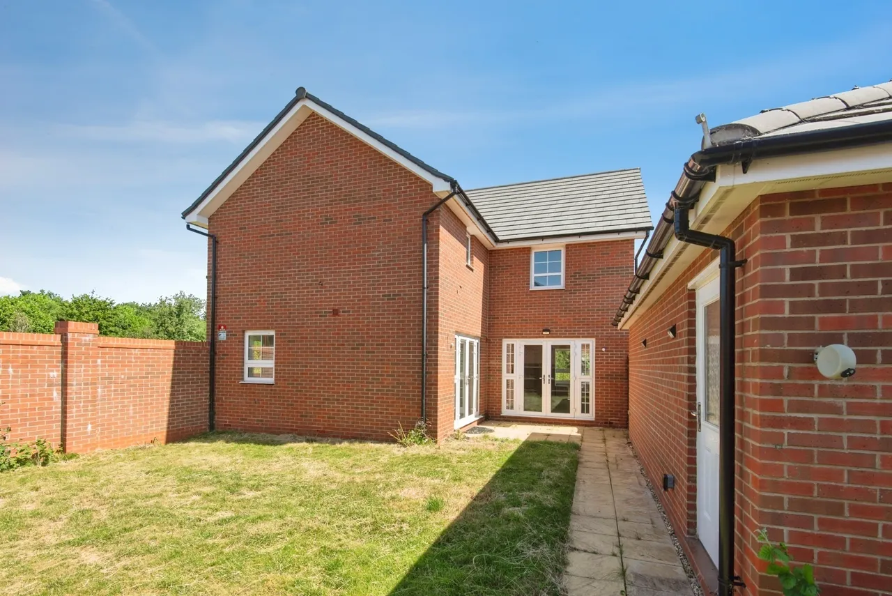 Brassey Way, Lower Stondon, Henlow, Hertfordshire, SG16, photo 30