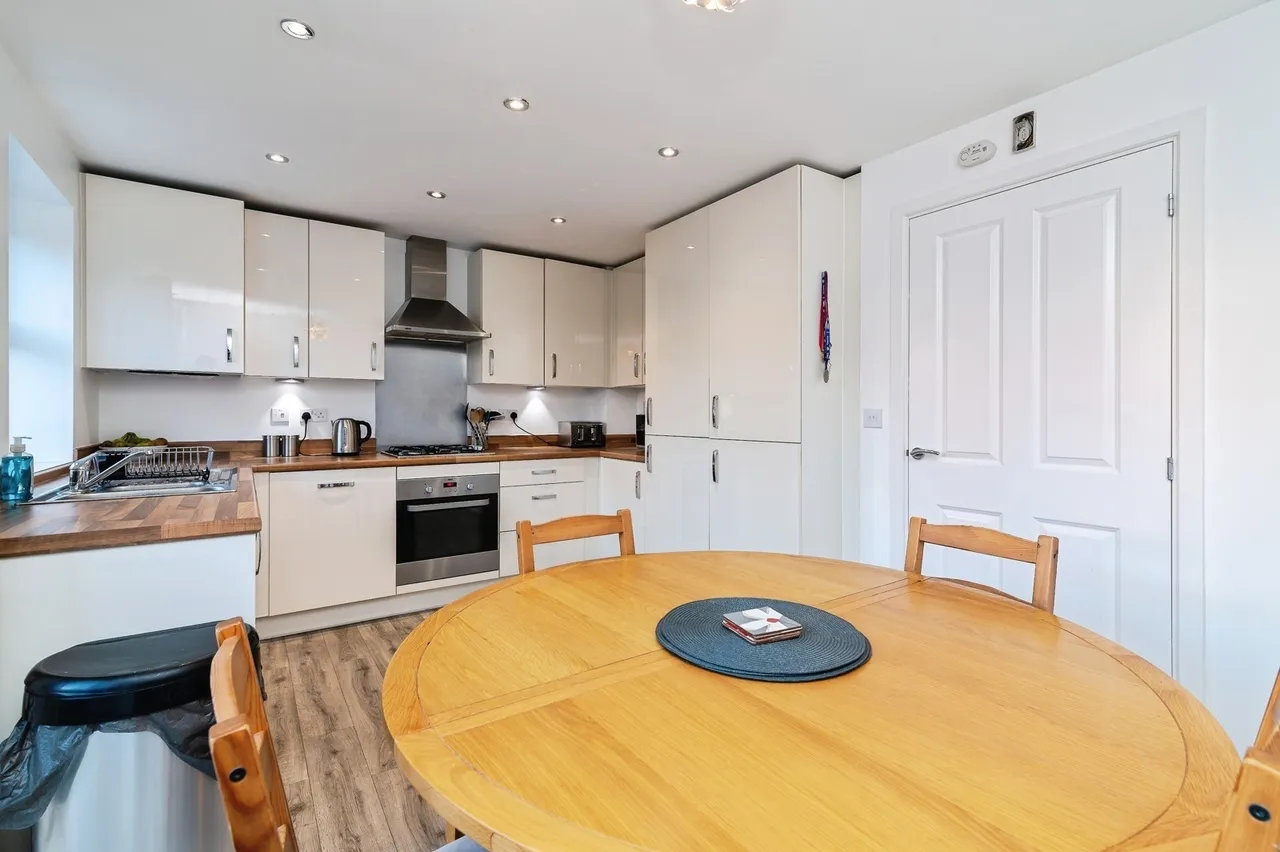 Mountain Ash Crescent, Edwalton, NG12, photo 6