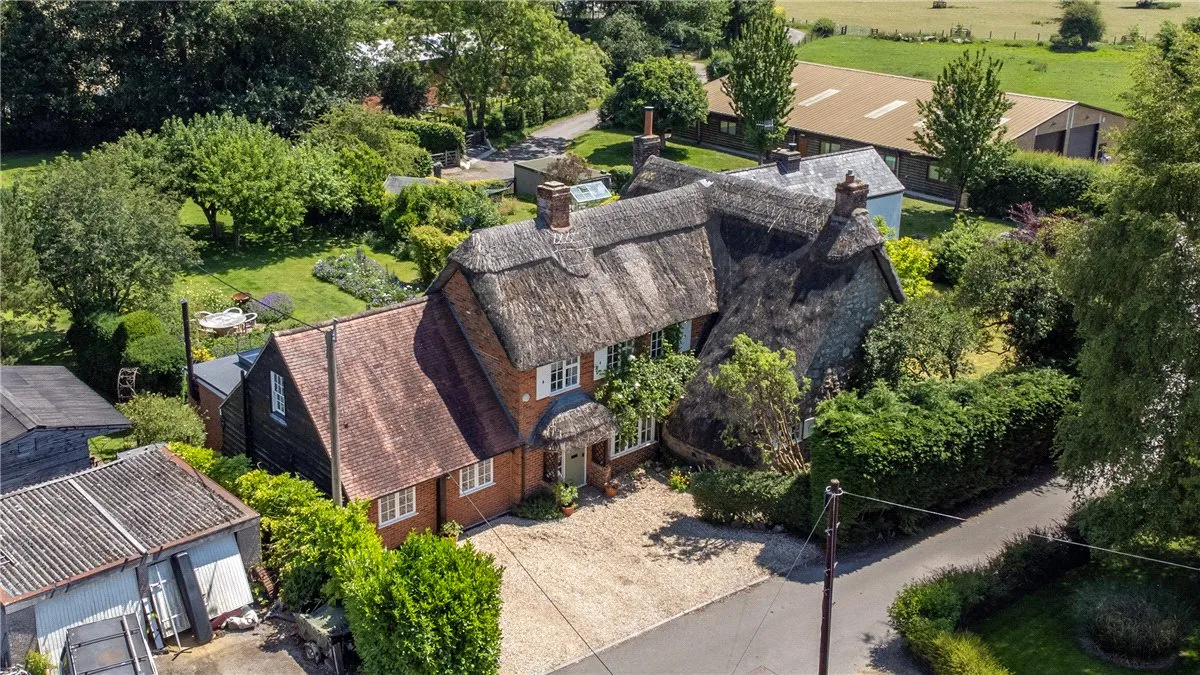 Lower Fyfield, Marlborough, SN8, photo 27