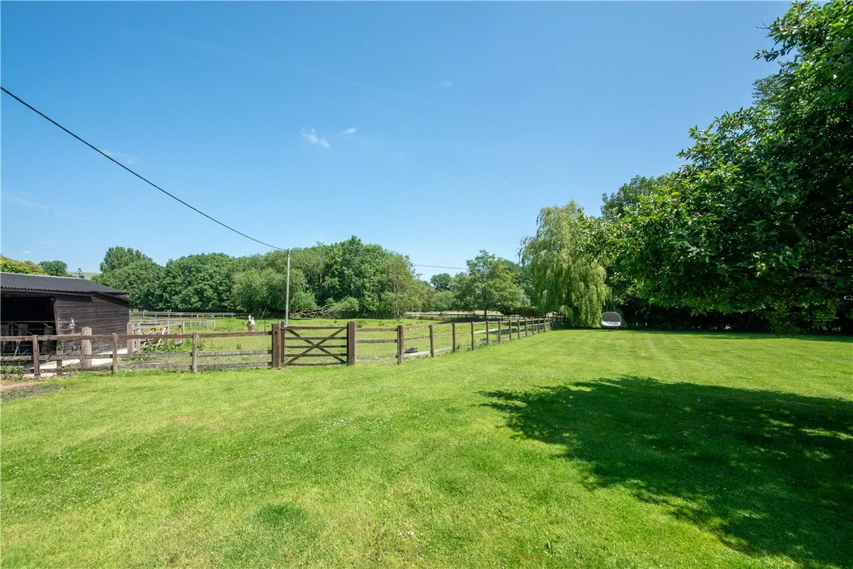 Lower Fyfield, Marlborough, SN8, photo 19