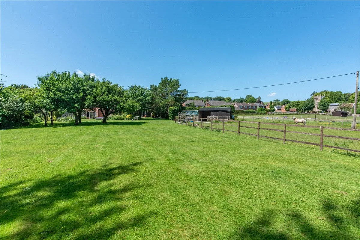 Lower Fyfield, Marlborough, SN8, photo 18