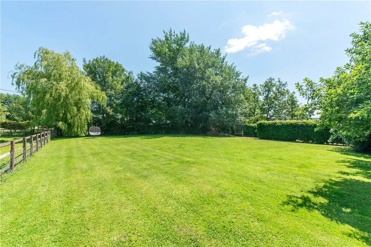 Lower Fyfield, Marlborough, SN8, photo 20