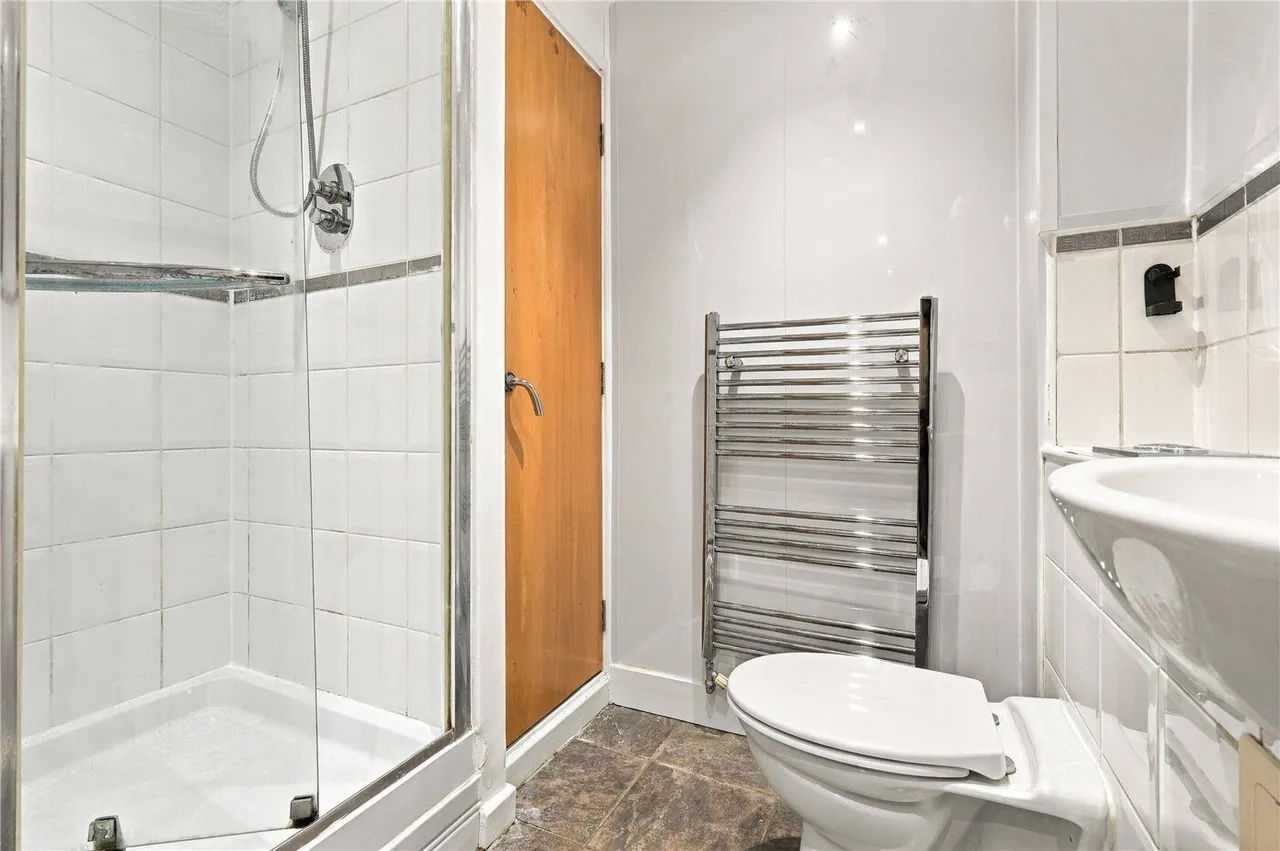 Southwold Road, London, E5, photo 10