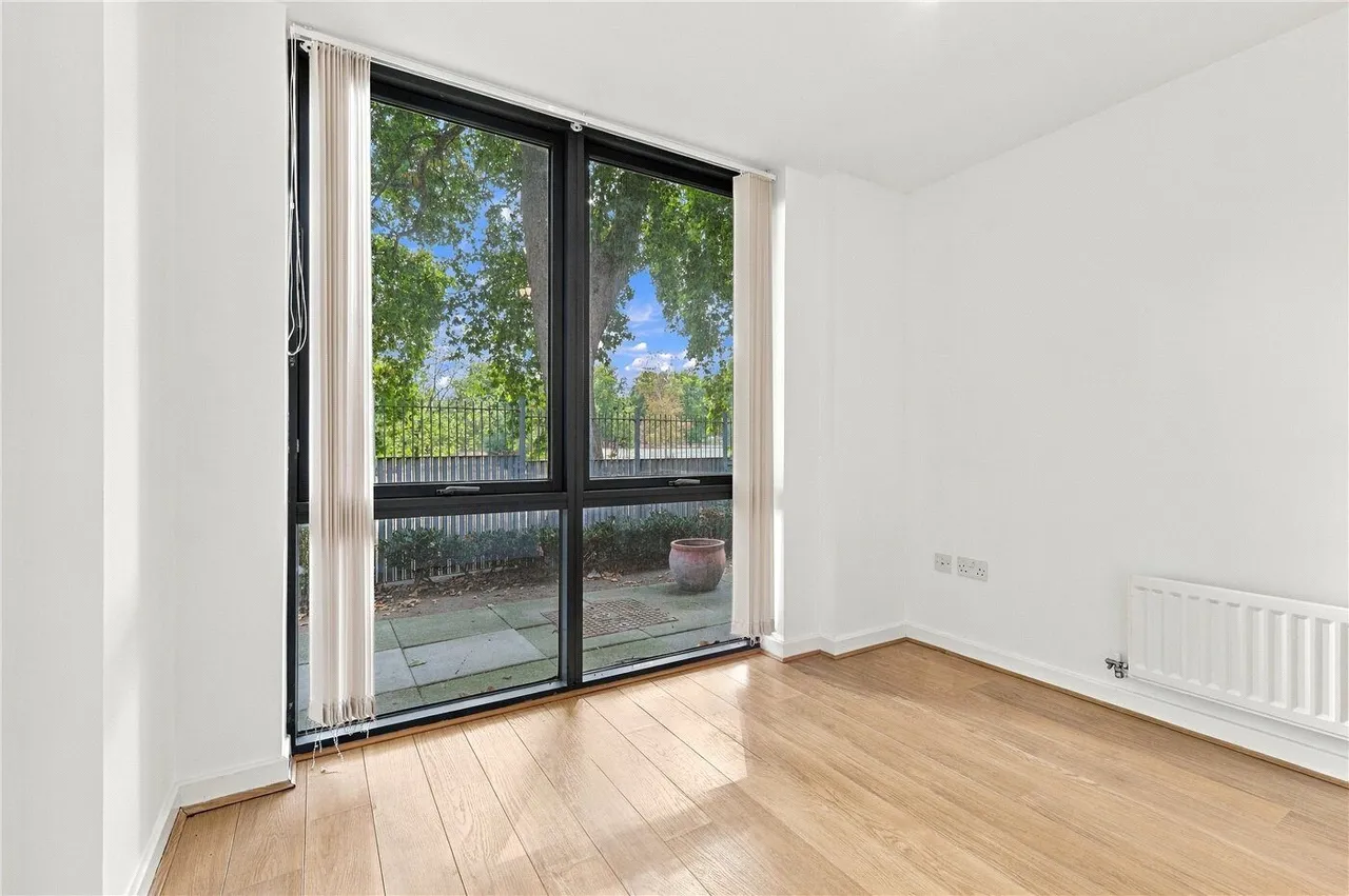 Southwold Road, London, E5, photo 9