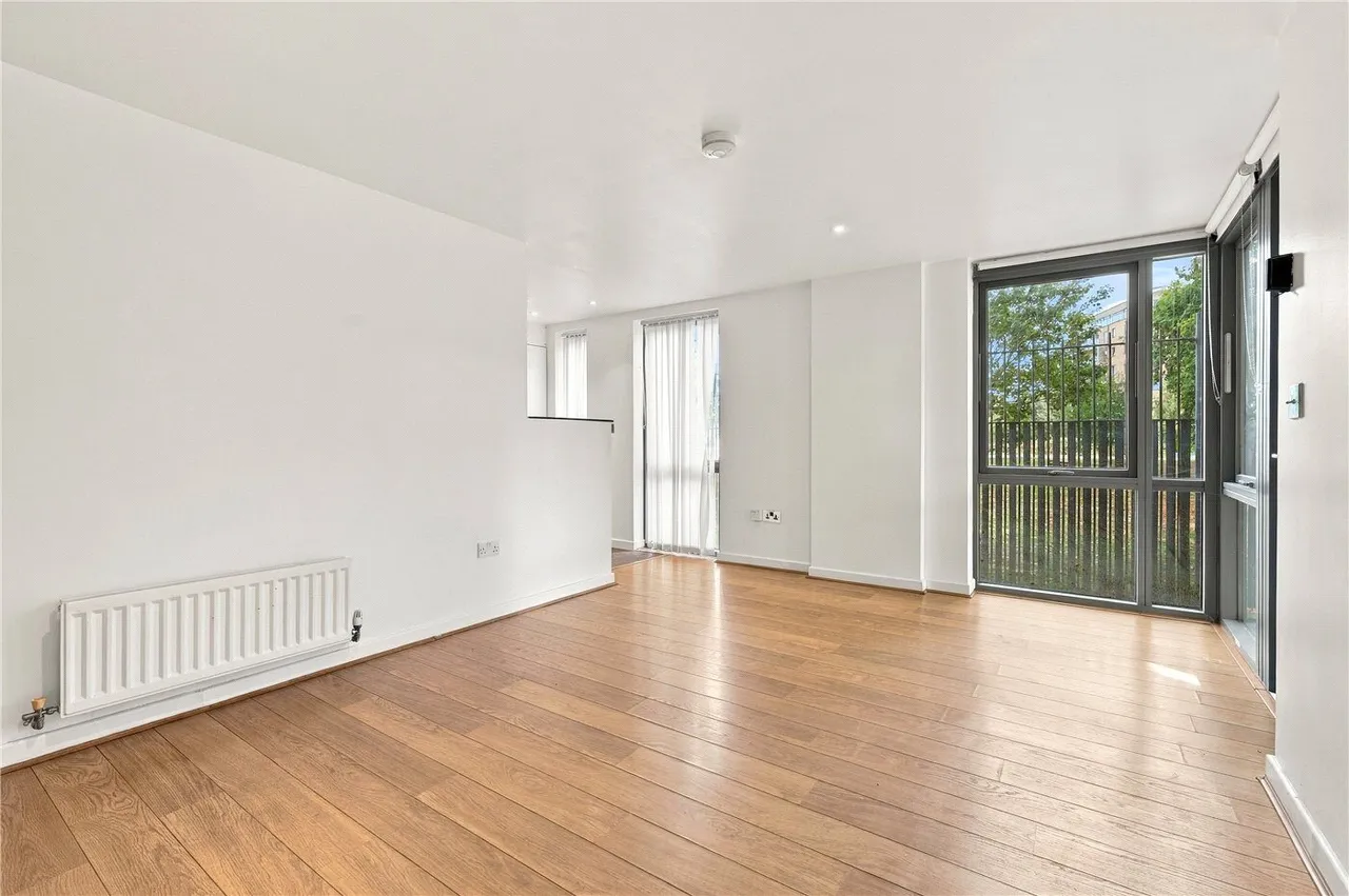 Southwold Road, London, E5, photo 2