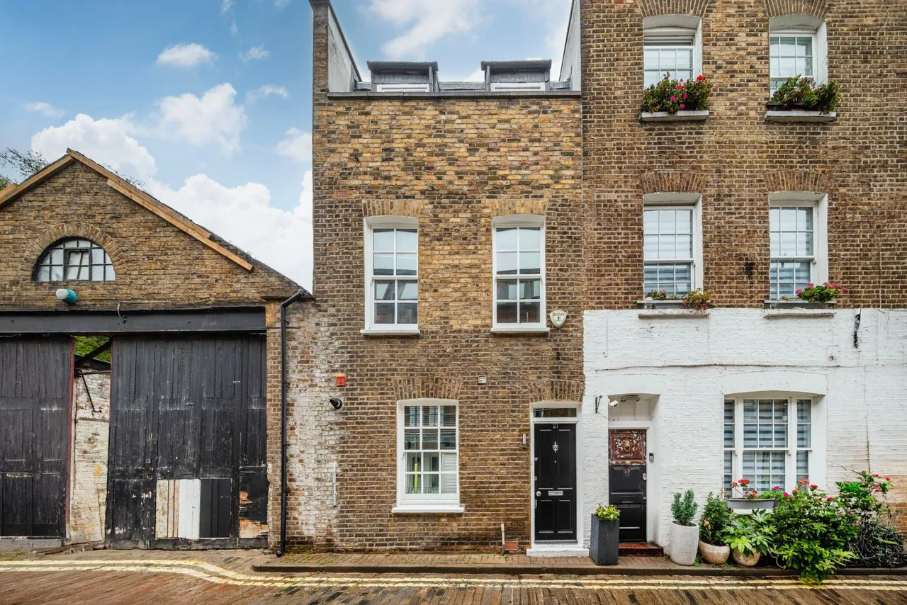 4 bed house for sale, Charles Lane, London, NW8