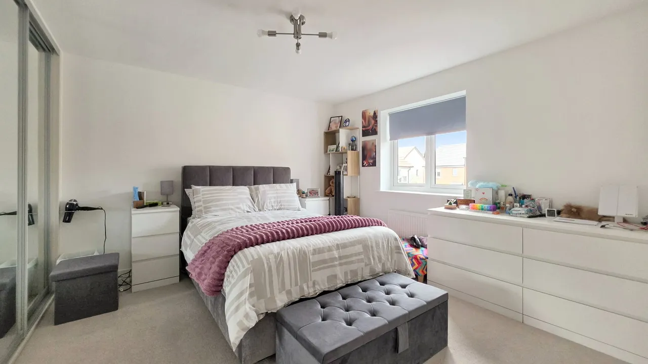 Severn Bore Close, Newnham-on-Severn, GL14, photo 4