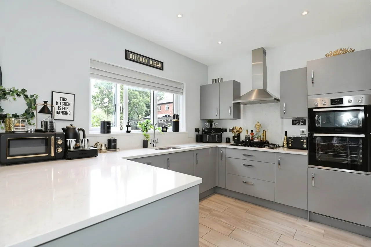Hurcomb Way, Crewe, Cheshire, CW1, photo 5