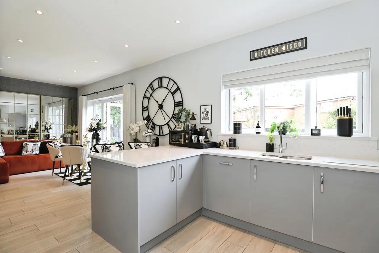 Hurcomb Way, Crewe, Cheshire, CW1, photo 6