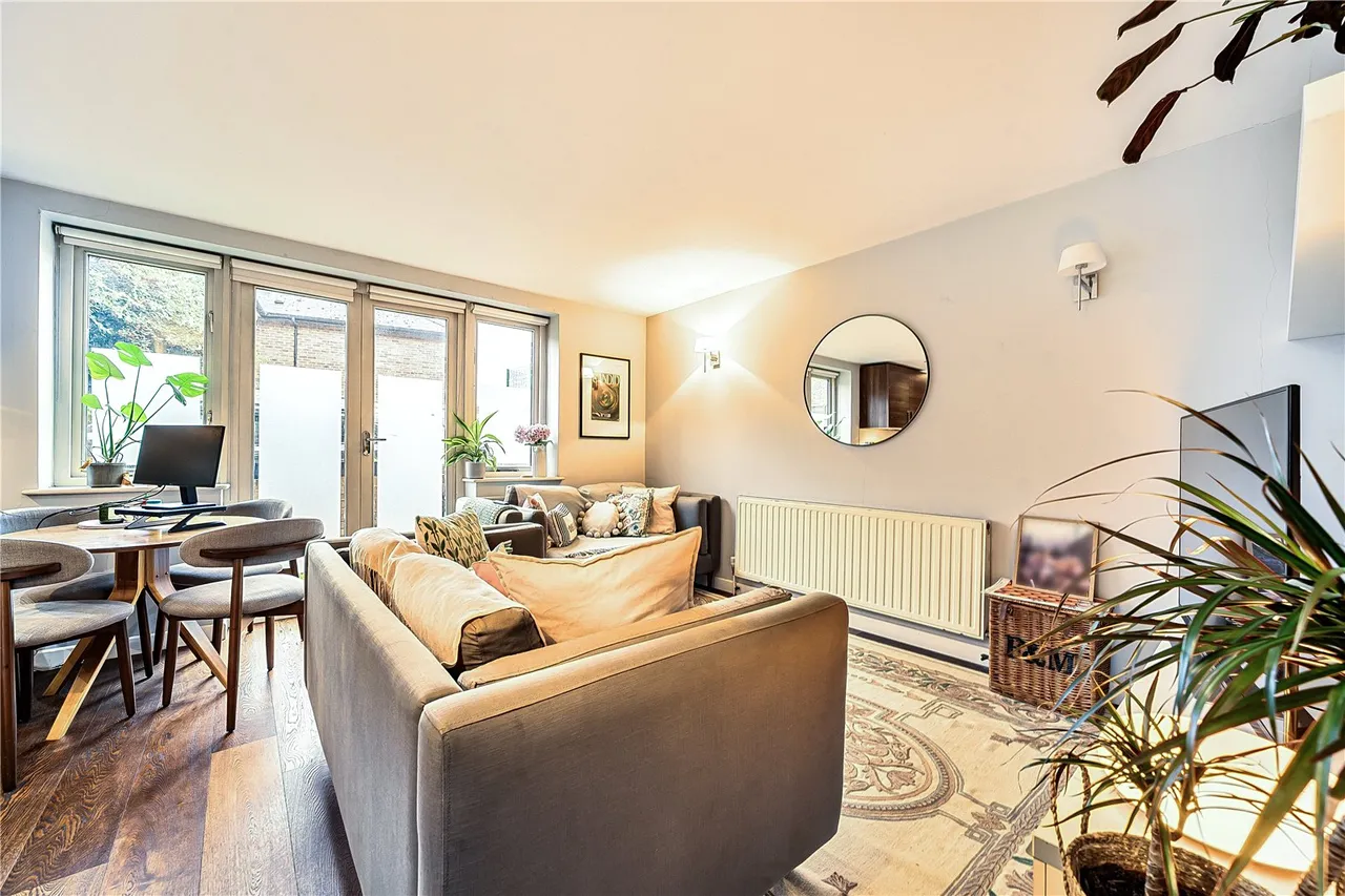 Cleveland Way, Stepney Green, E1, photo 9