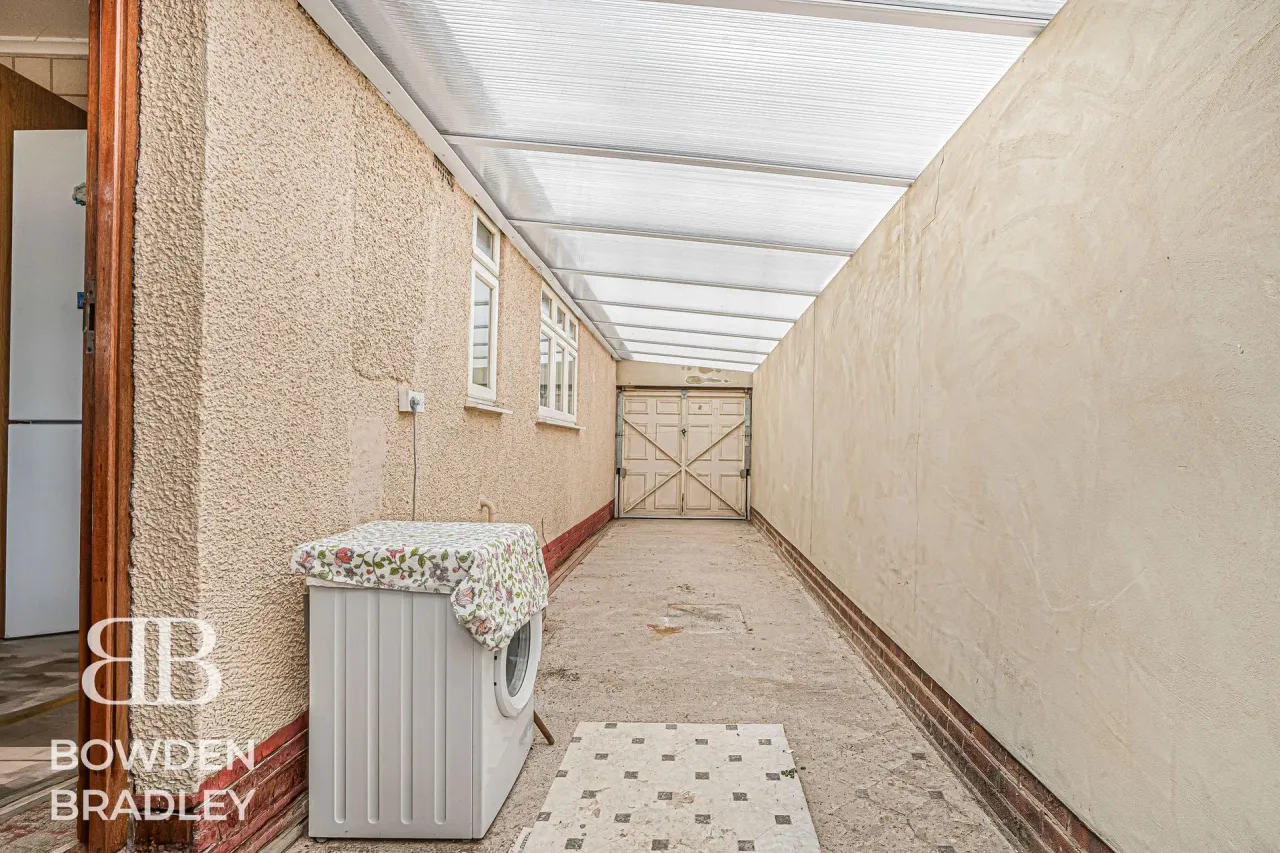 Clayhall Avenue, Clayhall, IG5, photo 38