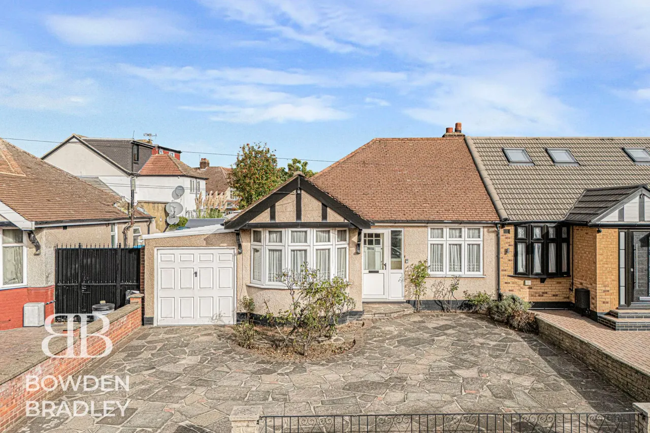 Clayhall Avenue, Clayhall, IG5, photo 45