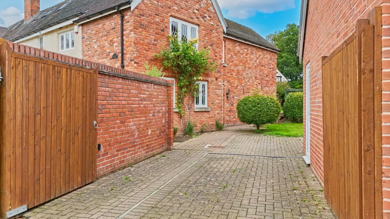 Worthington Mews, Limekiln Lane, Wellington TF1 2NE, photo 29