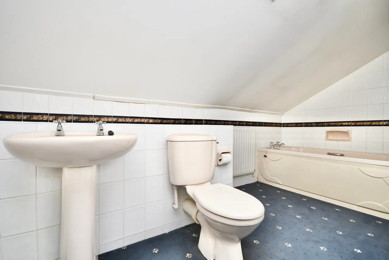 Oaks Meadow, Old Glasgow Road, Kilwinning, KA13 7QJ, photo 16