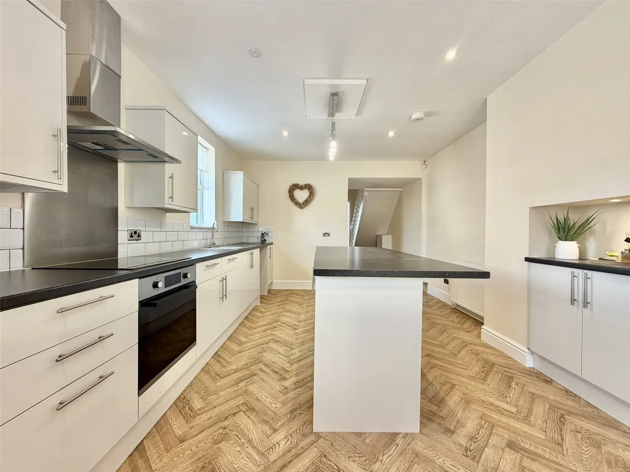 Upton Road, Claughton Village, CH41, photo 4