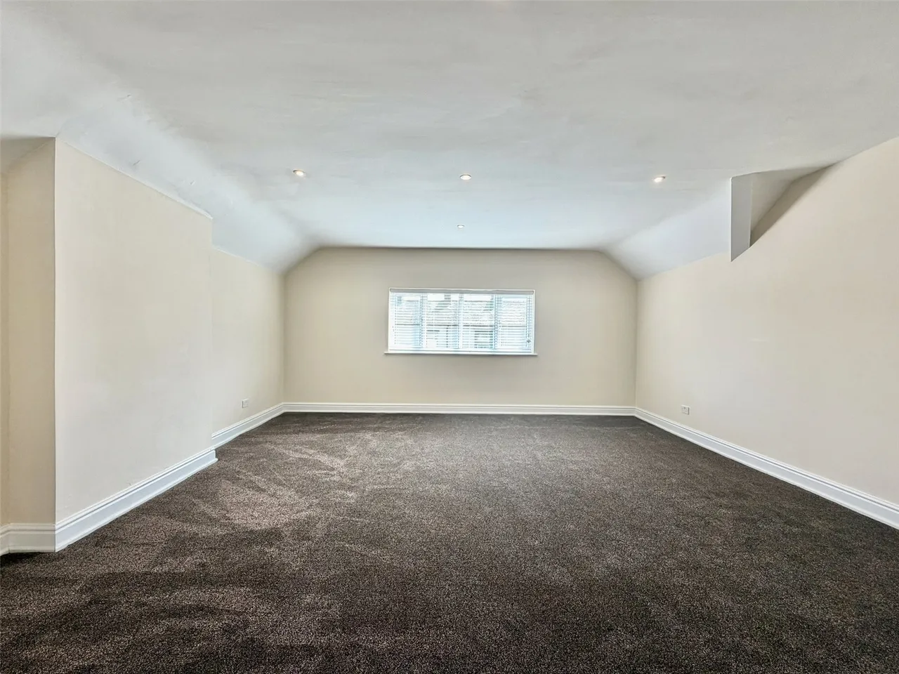 Upton Road, Claughton Village, CH41, photo 13
