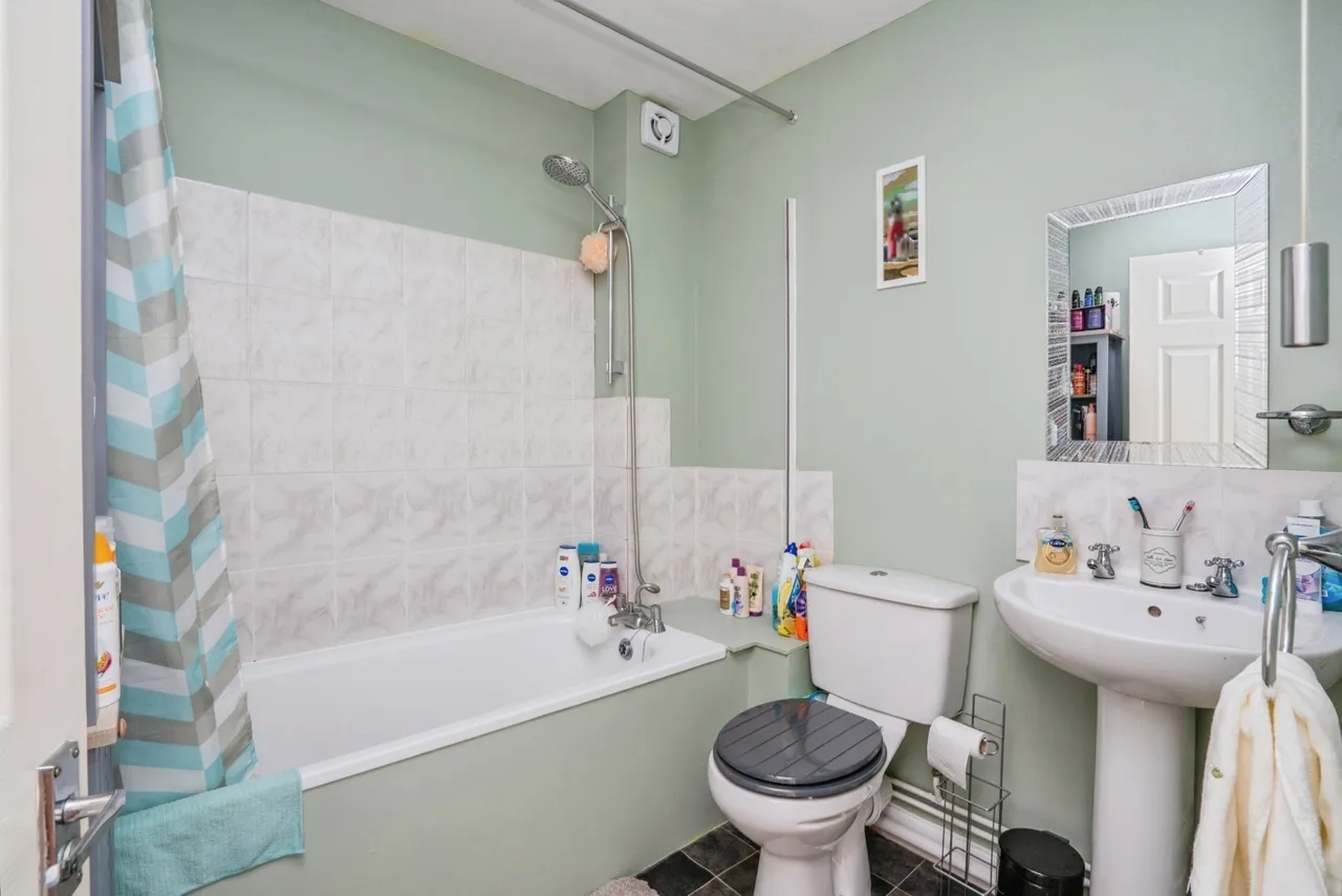 Gladys Avenue, Portsmouth, PO2, photo 9