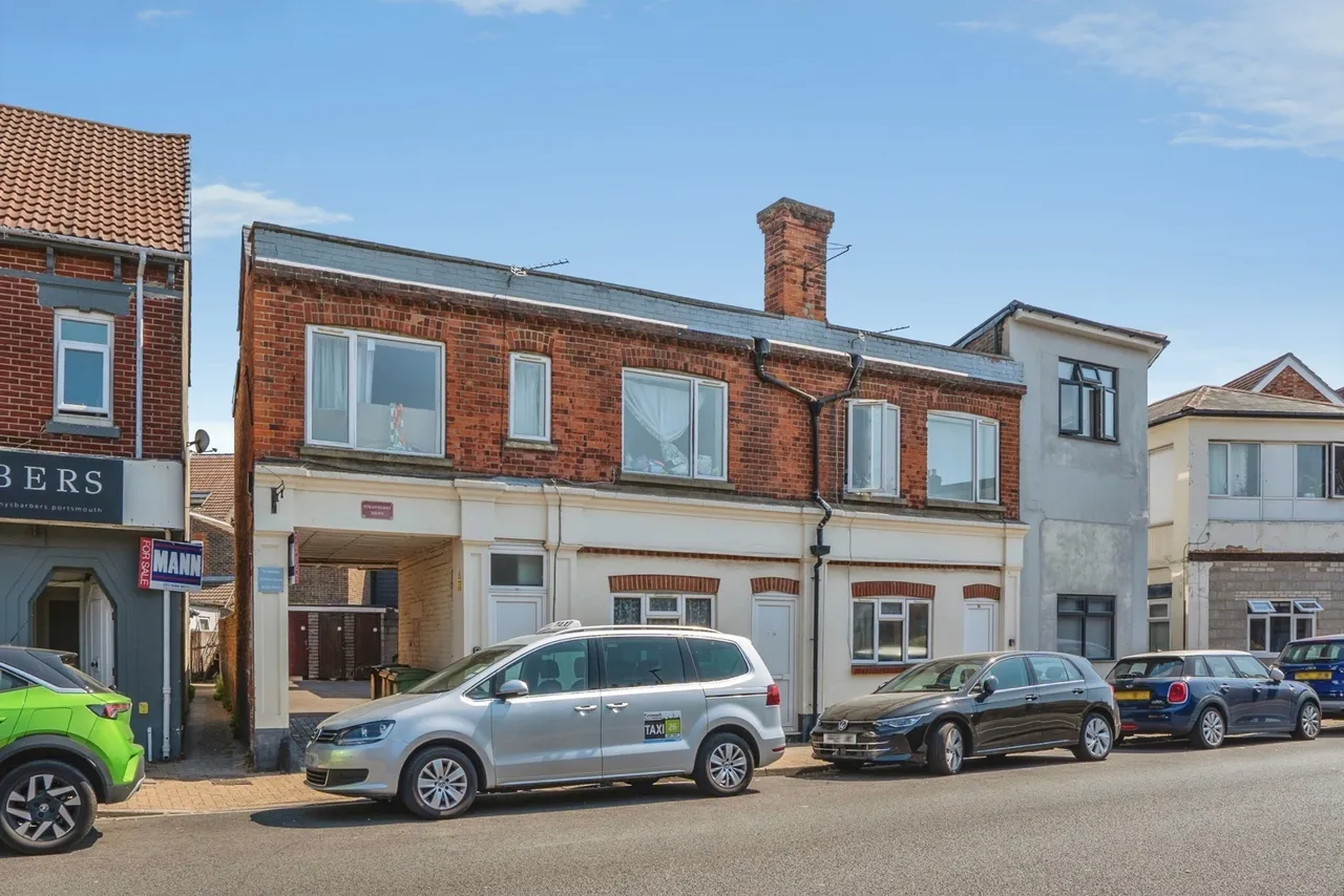 Gladys Avenue, Portsmouth, PO2, photo 18